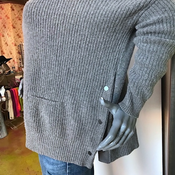 VINCE Oversized Turtleneck Wool/Yak Blend Sweater in Heather Gray NWOT/sz: XS - Picture 8 of 14